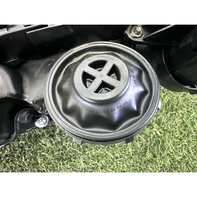 Крышка клапанов (двигатель и элементы) BMW X5 E70 2010 N57D30A 11127823181