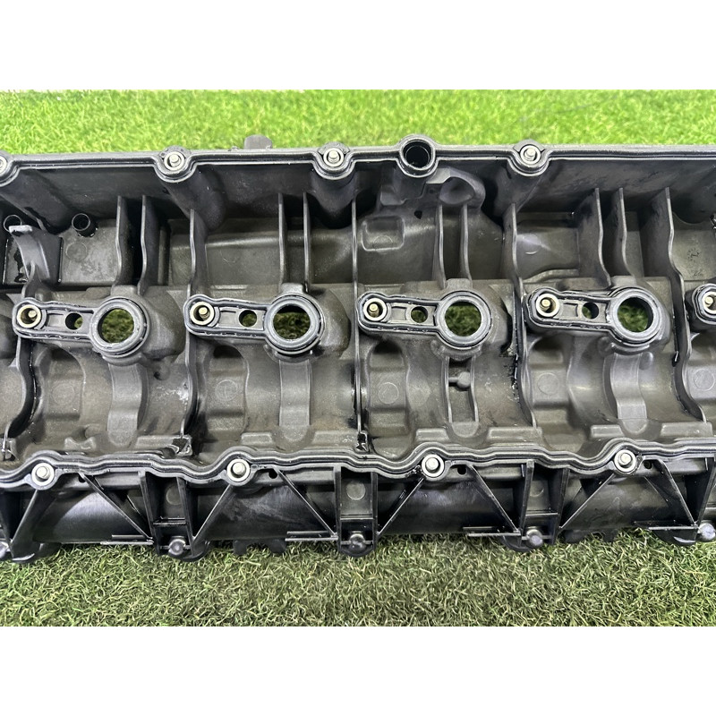 Крышка клапанов (двигатель и элементы) BMW X5 E70 2010 N57D30A 11127823181