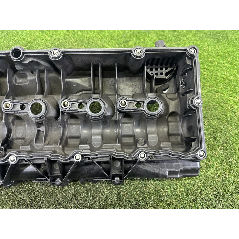 Крышка клапанов (двигатель и элементы) BMW X5 E70 2010 N57D30A 11127823181