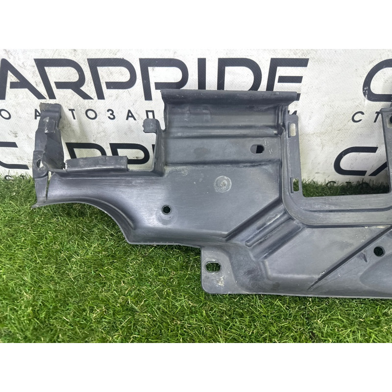 Защита днища (кузов и элементы) Volkswagen Touareg NF 2012 3.0 Hybrid CGFA 7P0825201B