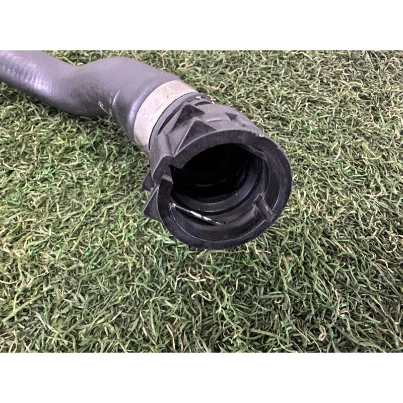 Патрубок (система охлаждения) BMW X5 E70 2010 N57D30A 17127808079