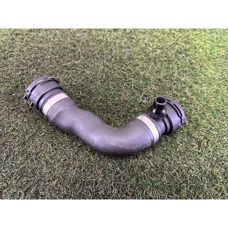 Патрубок (система охлаждения) BMW X3 F25 3.0 N57N 17128571606