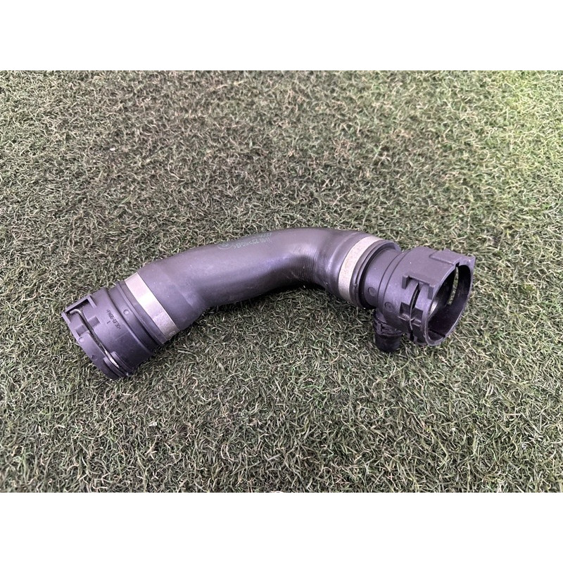 Патрубок (система охлаждения) BMW X3 F25 3.0 N57N 17128571606