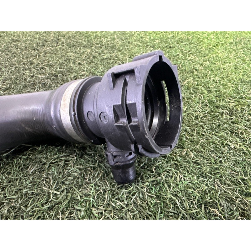 Патрубок (система охлаждения) BMW X3 F25 3.0 N57N 17128571606