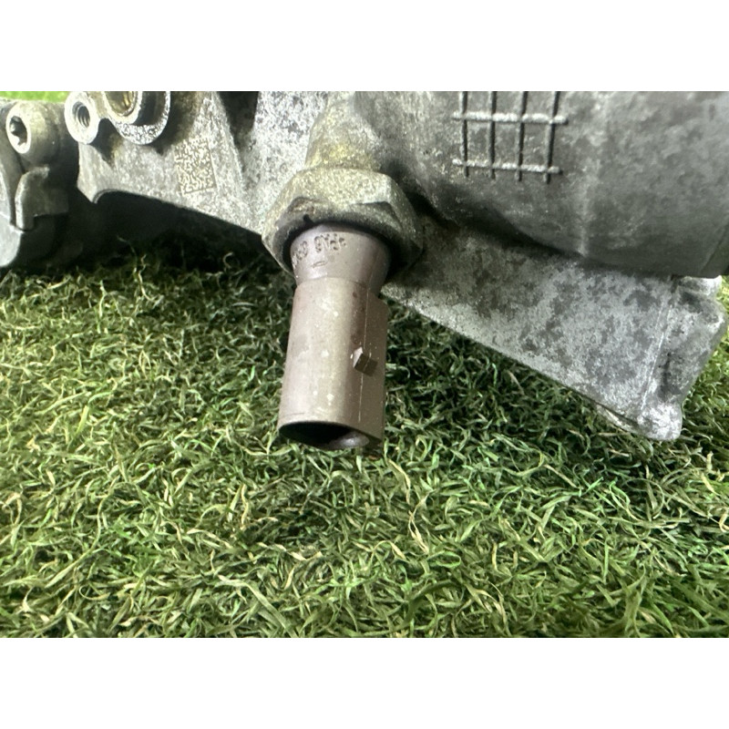 Корпус масляного фильтра (двигатель и элементы) AUDI Q7 4M 2017 2.0 TFSI 06L903143D