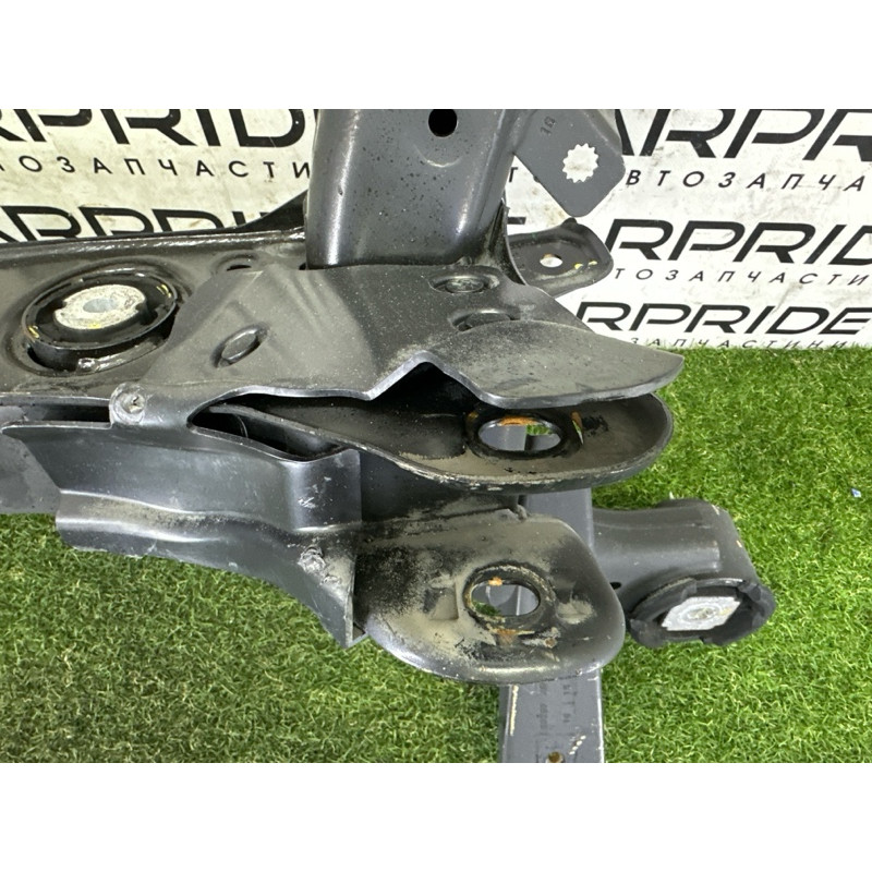 Подрамник (подвеска) BMW X5 F15 2015 4.4 33316863815