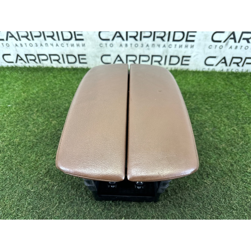 Підлокітник (салон) BMW X5 E70 2010 N57D30A 51169217477