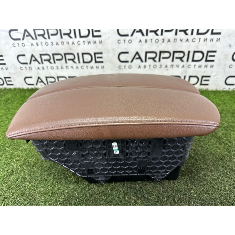 Підлокітник (салон) BMW X5 E70 2010 N57D30A 51169217477