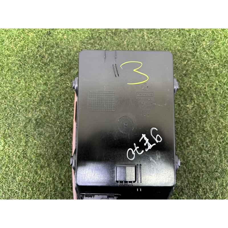 Підлокітник (салон) BMW X5 E70 2010 N57D30A 51169217477