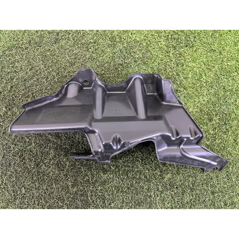 Защита двигателя (кузов и элементы) LAND ROVER Range Rover L405 2016 5.0 LR041944