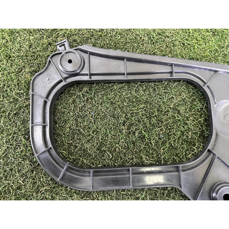 Крепление бампера (кузов и элементы) AUDI A3 8V 2016 1.8 CNSB 8V5807377