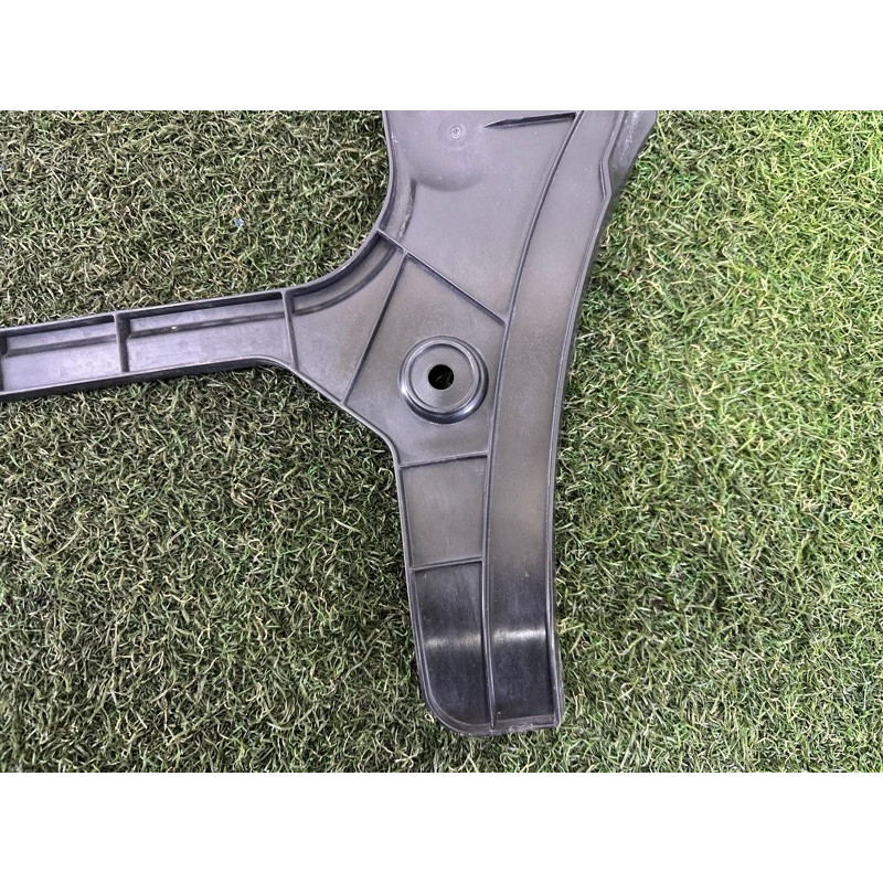 Крепление бампера (кузов и элементы) AUDI A3 8V 2016 1.8 CNSB 8V5807377