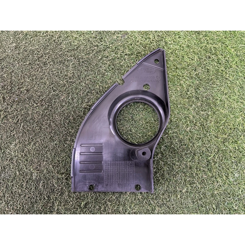 Пластик подкапотный (кузов и элементы) LAND ROVER RANGE ROVER Sport L494 2016 3.0 Diesel LR040700