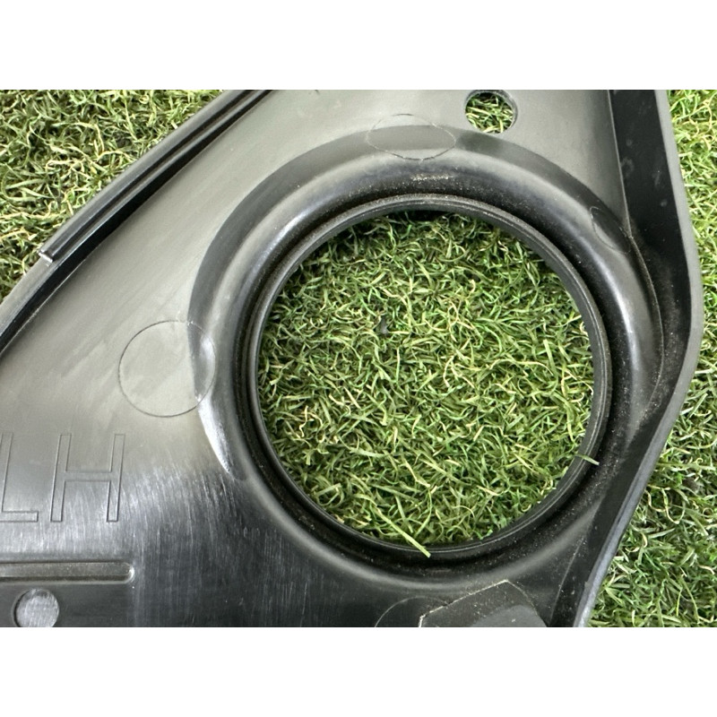 Пластик подкапотный (кузов и элементы) LAND ROVER RANGE ROVER Sport L494 2016 3.0 Diesel LR040700