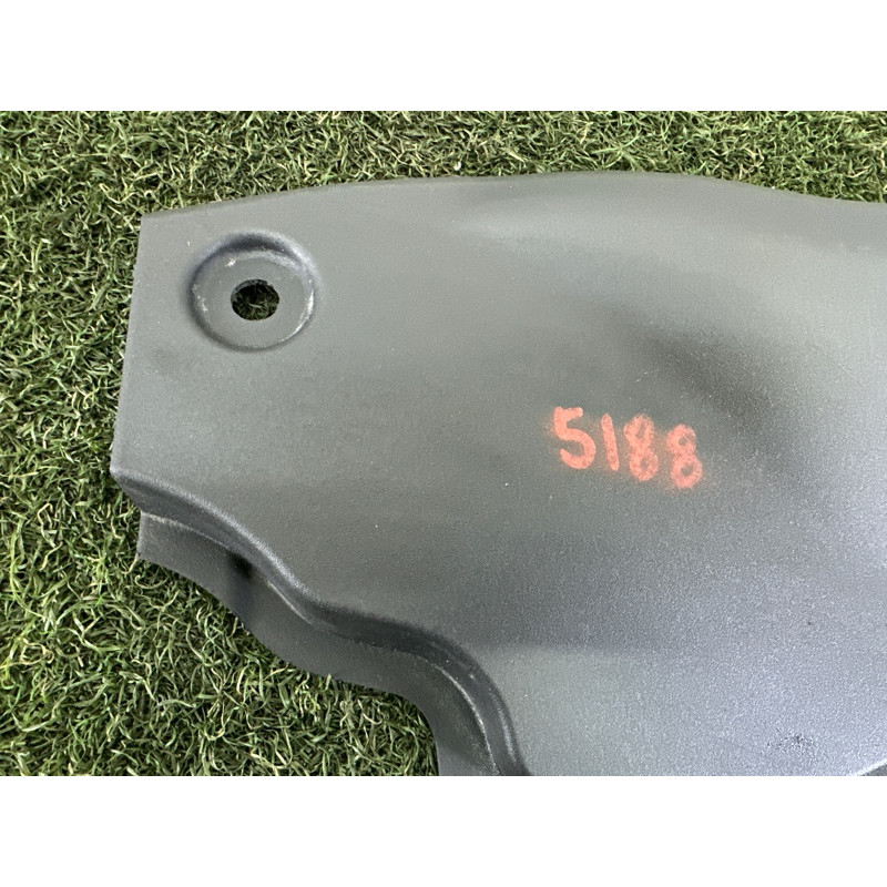 Накладка на жабо (кузов и элементы) LAND ROVER RANGE ROVER Sport L494 2016 3.0 Diesel LR038083