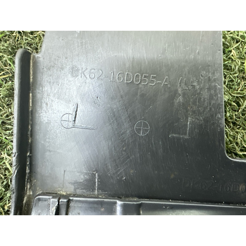 Накладка на крыло (кузов и элементы) LAND ROVER RANGE ROVER Sport L494 2016 3.0 Diesel LR064266