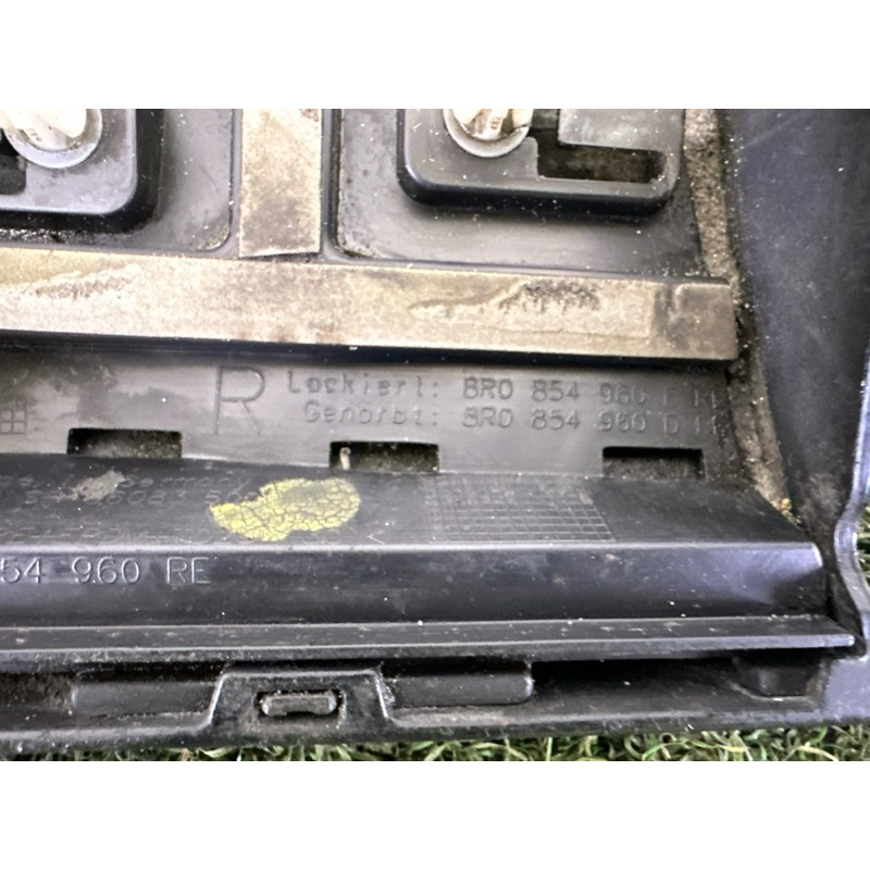 Накладка на крыло (кузов и элементы) AUDI Q5 8R 2010 3.2 CALB 8R0854960EGRU