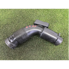 Патрубок воздушного фильтра