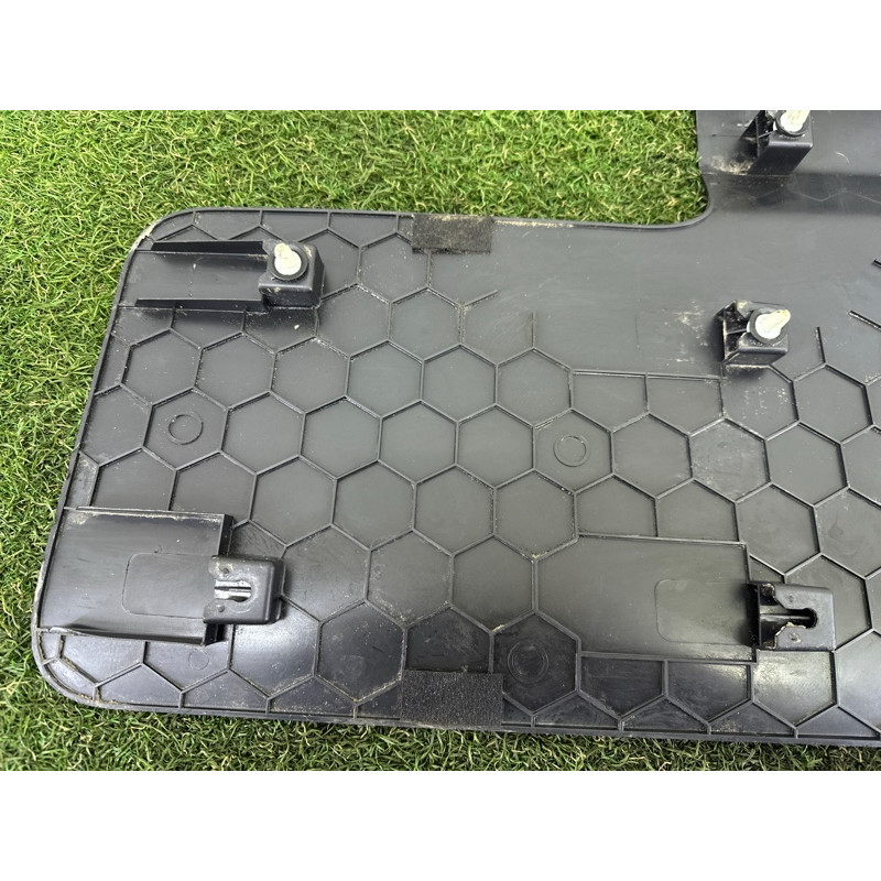 Накладка крышки багажника (кузов и элементы) LAND ROVER Range Rover Evoque L538 2016 2.0 LR072351