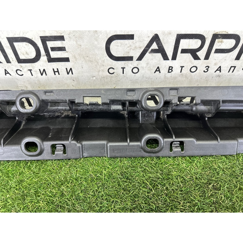 Крепление порога (кузов и элементы) BMW X5 F15 2015 4.4 51777294377