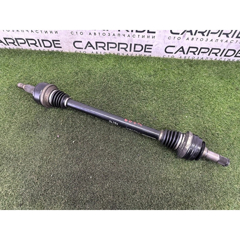 Привод (трансмиссия) Volkswagen Touareg NF 2012 3.0 TDI 7P0501201G