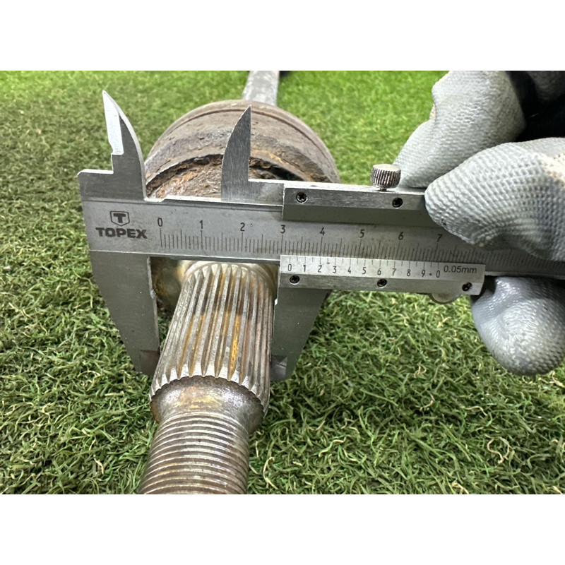 Привод (трансмиссия) AUDI Q7 4L 2011 3.0 TFSi 7L8501201B