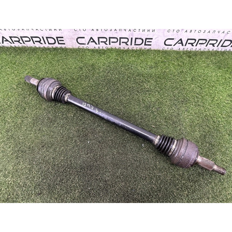 Привод (трансмиссия) AUDI Q7 4L 2011 3.0 TFSi 7L8501201B