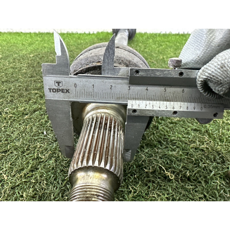 Привод (трансмиссия) AUDI Q7 4L 2011 3.0 TFSi 7L8501201B