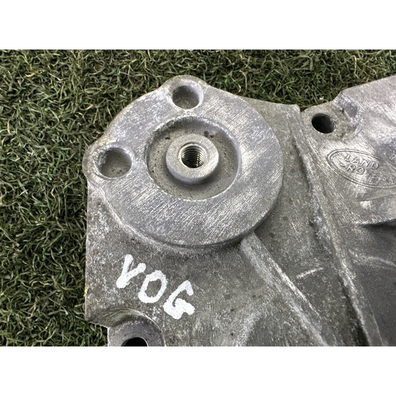 Натягувач приводного ременя (двигатель и элементы) LAND ROVER Range Rover L405 2016 5.0 LR079294