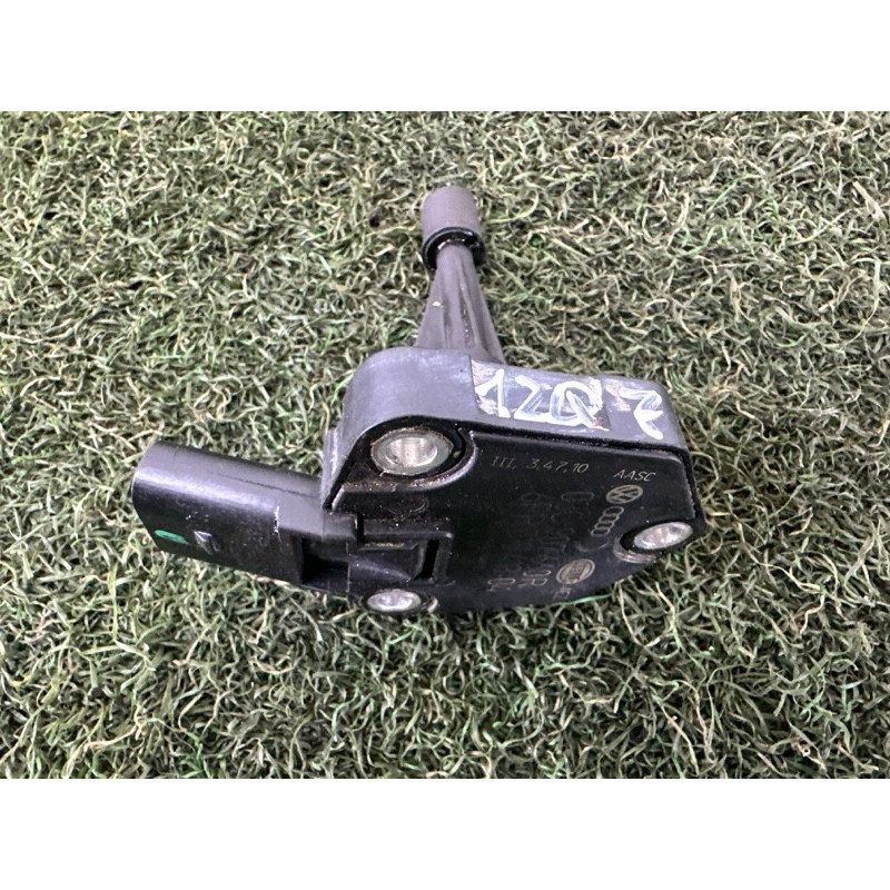 Датчик уровня масла (электрика двигателя) AUDI Q7 4L 2011 3.0 TFSi 03C907660R