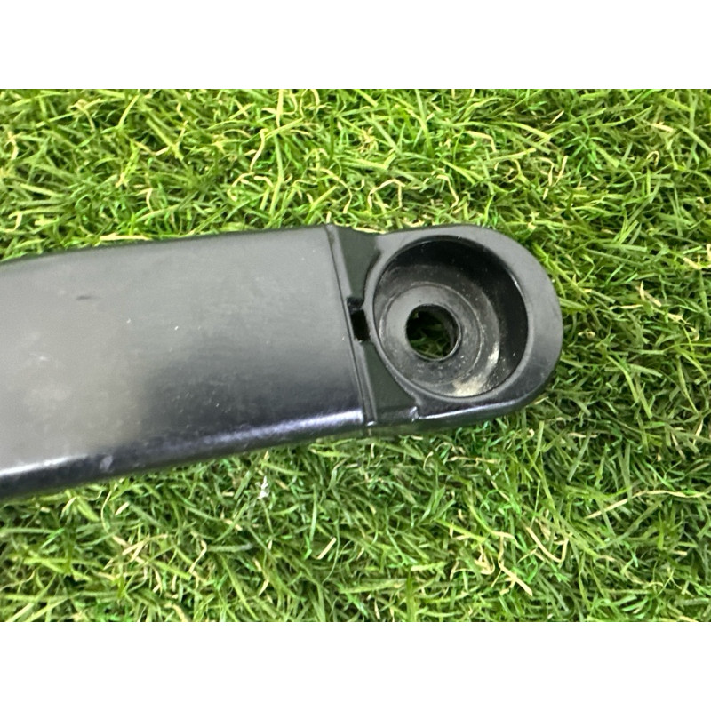 важіль щітки склоочисника (кузов и элементы) LAND ROVER RANGE ROVER Sport L494 2016 3.0 Diesel LR076843