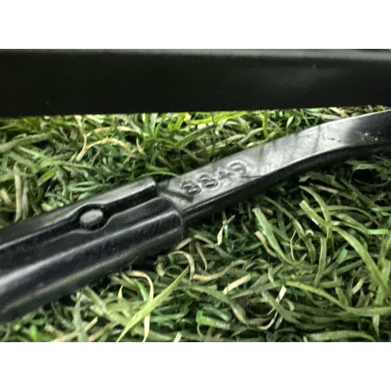 важіль щітки склоочисника (кузов и элементы) LAND ROVER RANGE ROVER Sport L494 2016 3.0 Diesel LR076843