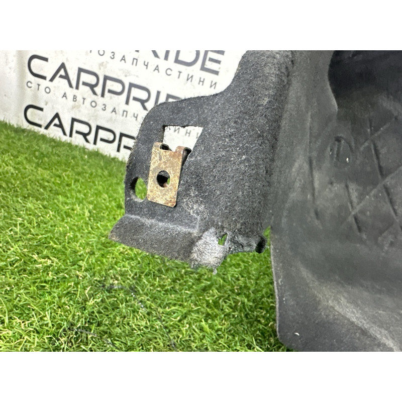 Підкрилок (кузов и элементы) LAND ROVER RANGE ROVER Sport L494 2016 3.0 Diesel LR060014