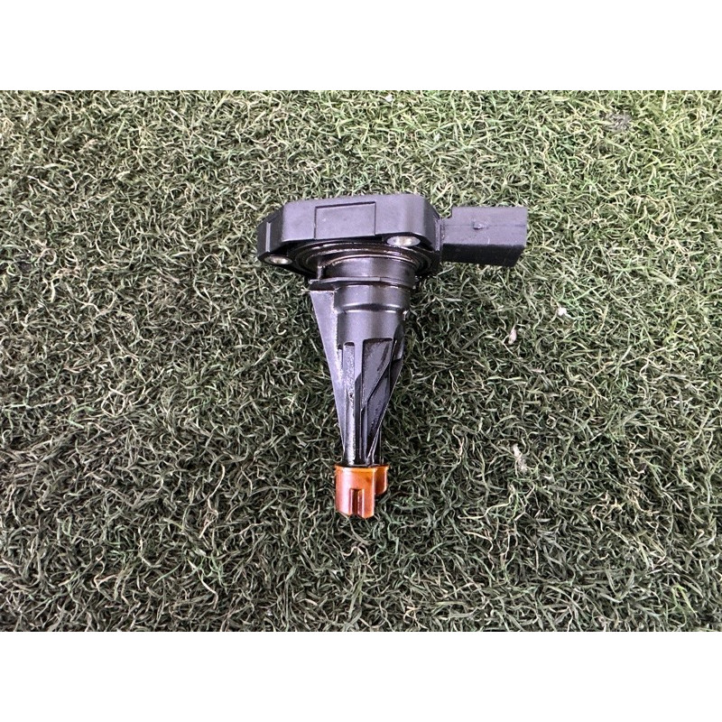 Датчик уровня масла (электрика двигателя) BMW 3-series F30 2015 2.0 12617638341