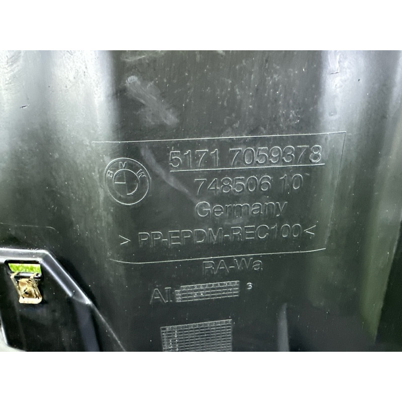 Подкрылок (кузов и элементы) BMW 3-series E90 2010 3.0 N54 51717059378