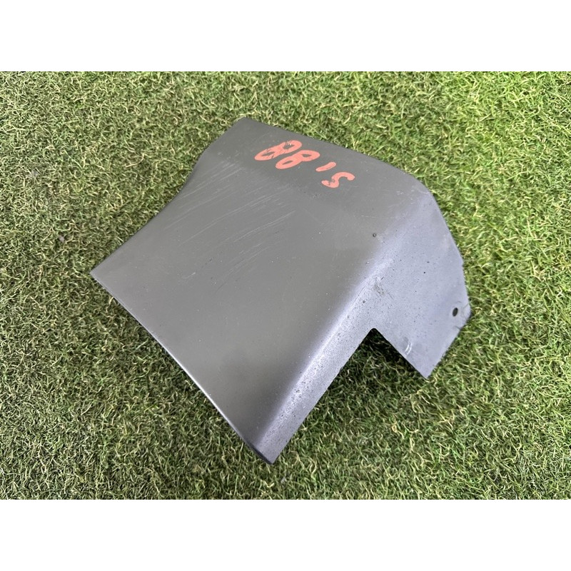 Накладка крила (кузов и элементы) LAND ROVER RANGE ROVER Sport L494 2016 3.0 Diesel LR064264