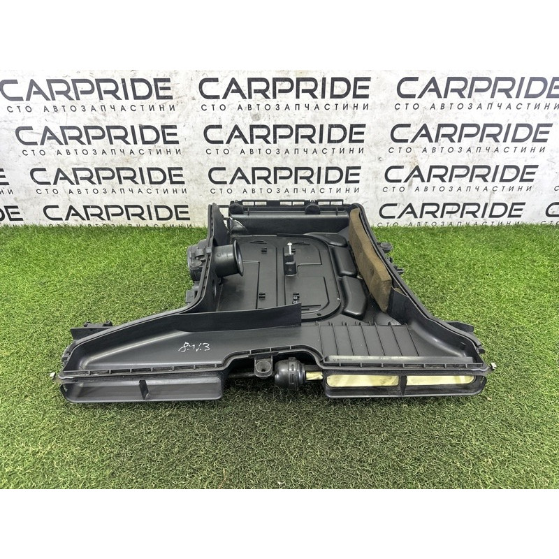 Корпус повітряного фільтра (подача палива) AUDI Q7 4M 2017 3.0 TFSi 4M0133837A