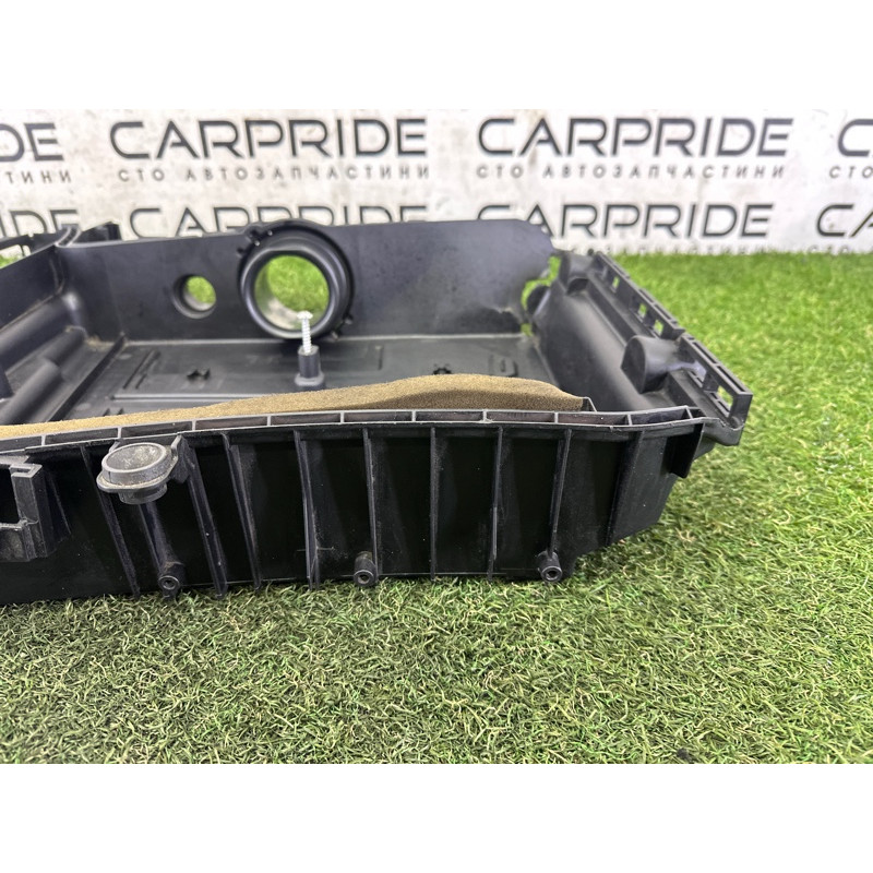 Корпус повітряного фільтра (подача палива) AUDI Q7 4M 2017 3.0 TFSi 4M0133837A