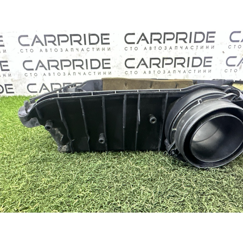 Корпус повітряного фільтра (подача палива) AUDI Q7 4M 2017 3.0 TFSi 4M0133837A