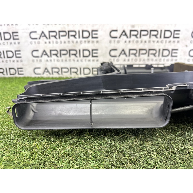 Корпус повітряного фільтра (подача палива) AUDI Q7 4M 2017 3.0 TFSi 4M0133837A