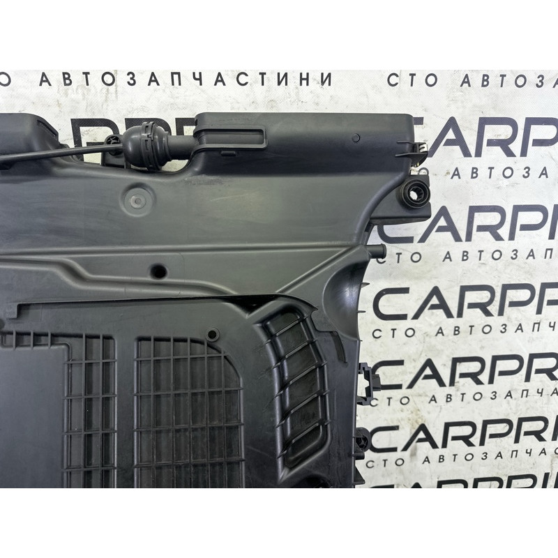 Корпус повітряного фільтра (подача палива) AUDI Q7 4M 2017 3.0 TFSi 4M0133837A