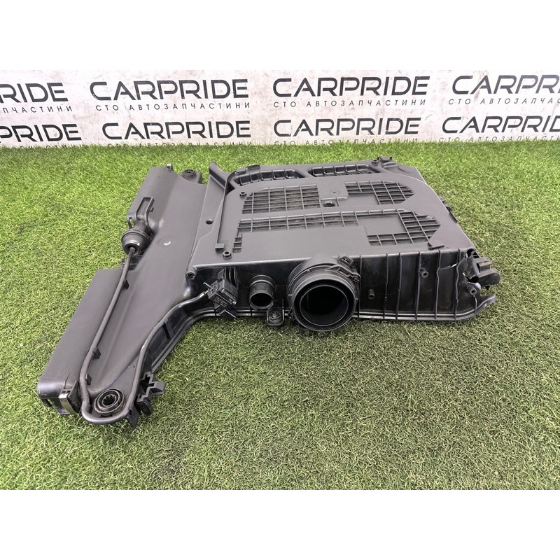 Корпус повітряного фільтра (подача палива) AUDI Q7 4M 2017 3.0 TFSi 4M0133837A