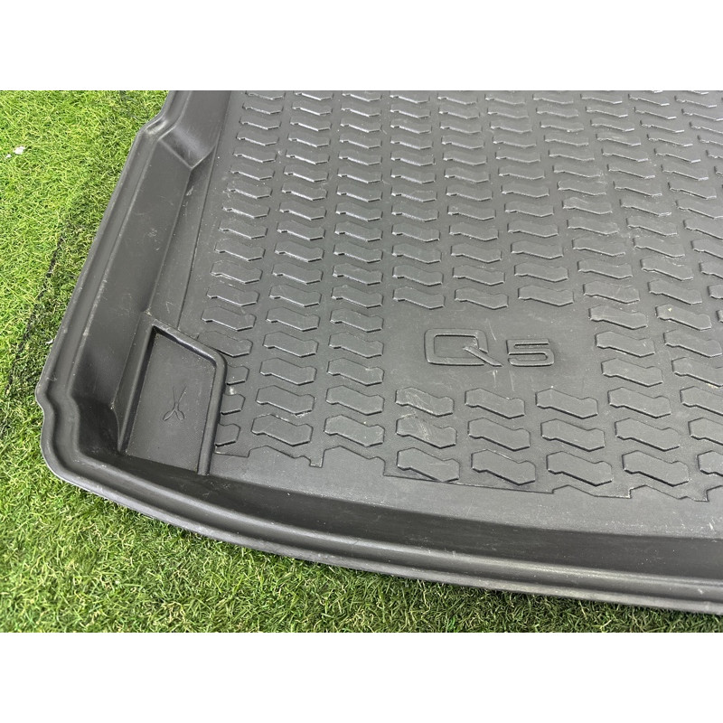Коврик багажника (салон) AUDI Q5 FY 2018 2.0 DAYB 80A061182