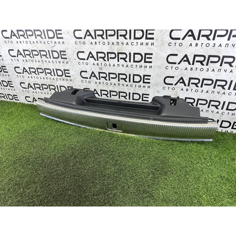 Накладка замка кришки багажника (салон) AUDI Q5 8R 2012 2.0 CAEB 8R0864483C4PK
