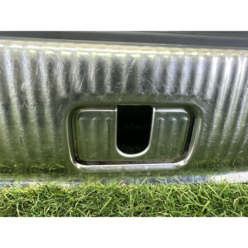 Накладка замка кришки багажника (салон) AUDI Q5 8R 2012 2.0 CAEB 8R0864483C4PK