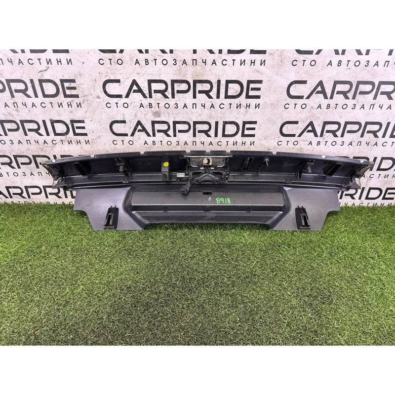 Накладка замка кришки багажника (салон) AUDI Q5 8R 2012 2.0 CAEB 8R0864483C4PK