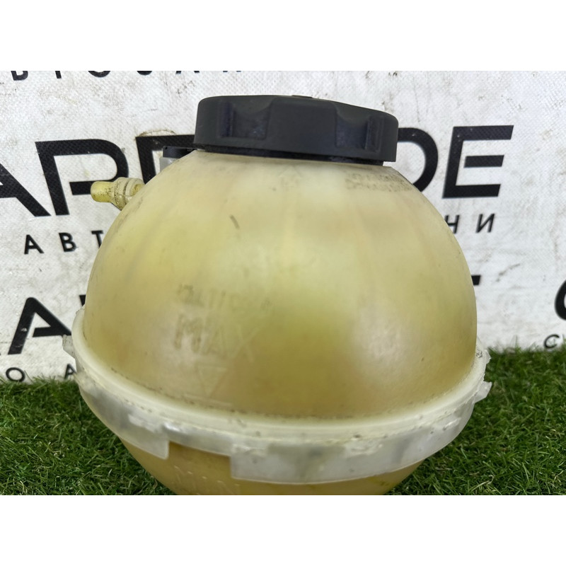 Бачок расширительный (система охлаждения) BMW 3-series F30 2013 2.0 17137642158