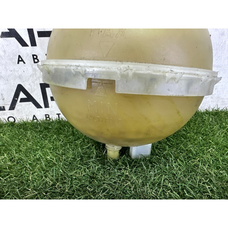 Бачок расширительный (система охлаждения) BMW 3-series F30 2013 2.0 17137642158