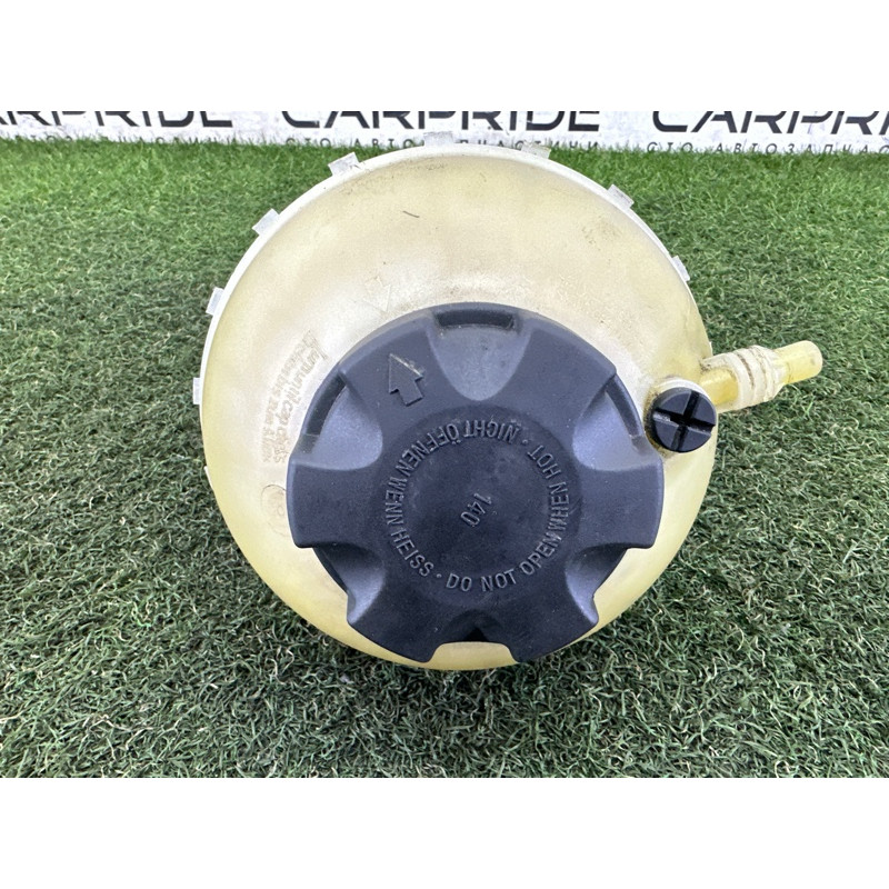 Бачок расширительный (система охлаждения) BMW 3-series F30 2013 2.0 17137642158