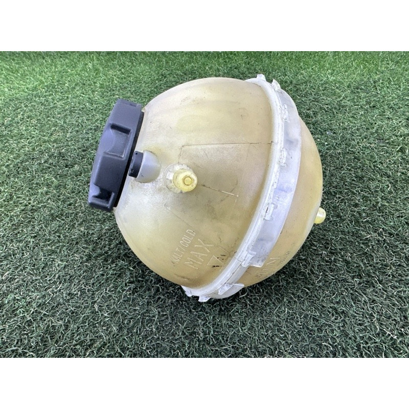 Бачок расширительный (система охлаждения) BMW 3-series F30 2013 2.0 17137642158